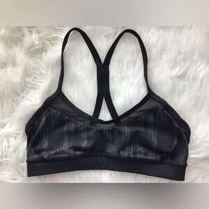 LULULEMON black woman's sports bra. Size 4